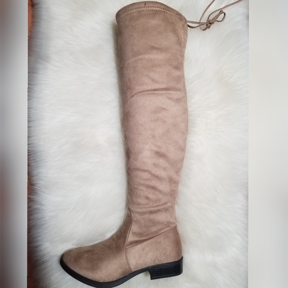 Last 7.5 Boots over Knee Taupe SUEDE🚨PRICE FIRM🚨 - Picture 6 of 7